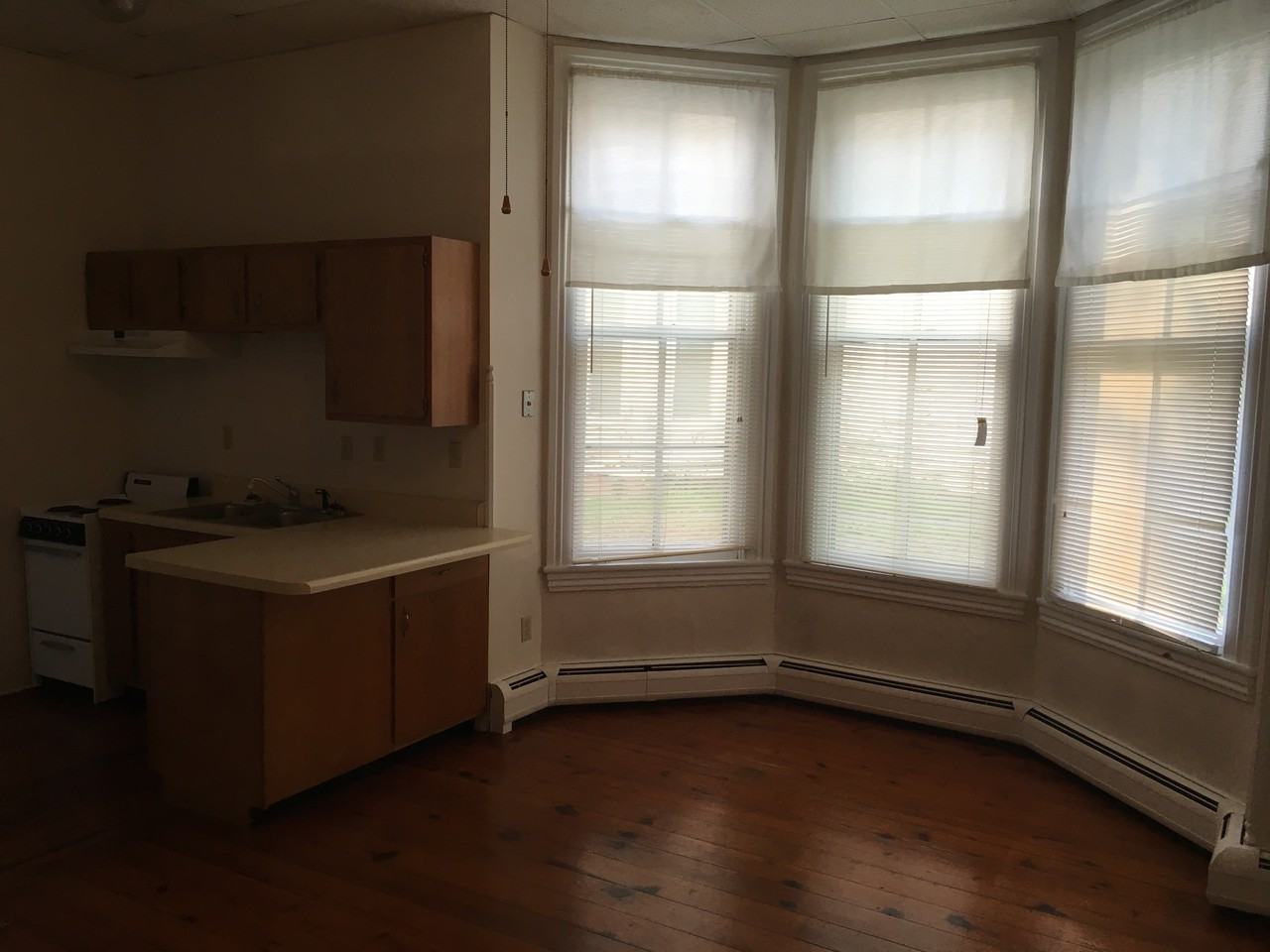 5901-5943 Gospel St - Photo 2 of 6