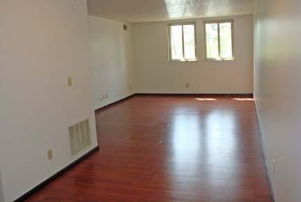 4469-4427 Mobile Dr - Photo 3 of 7