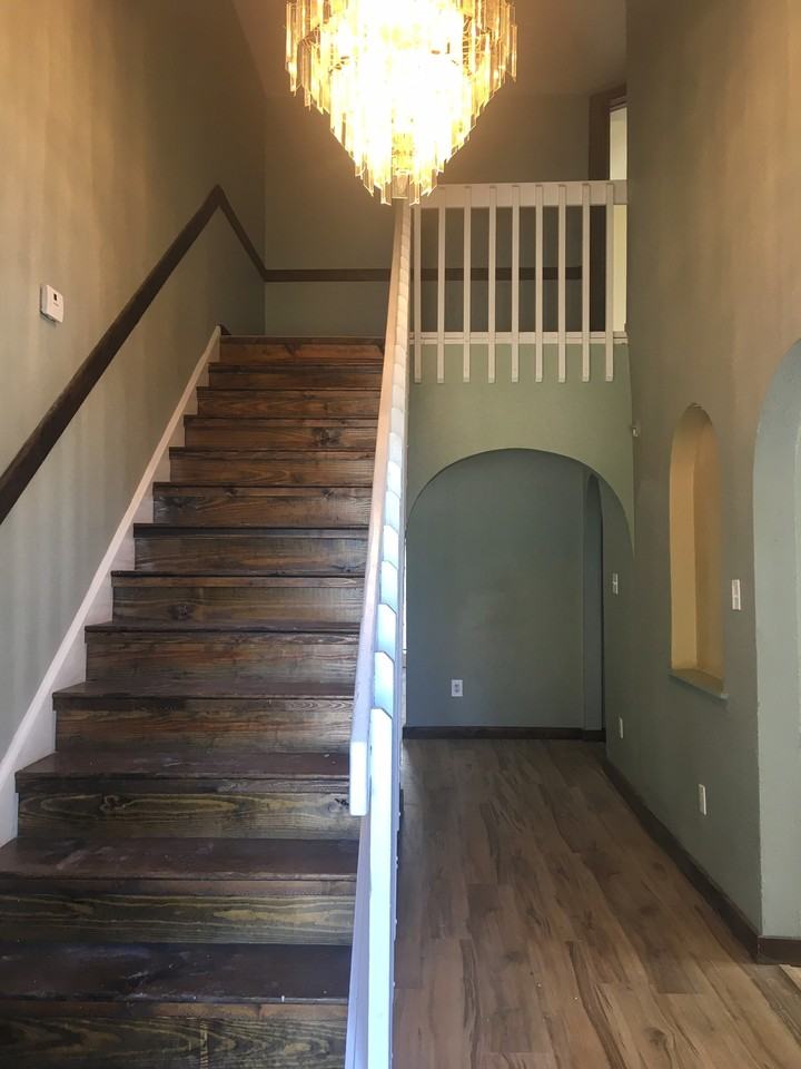 1624 Burnett Ave - Photo 2 of 38