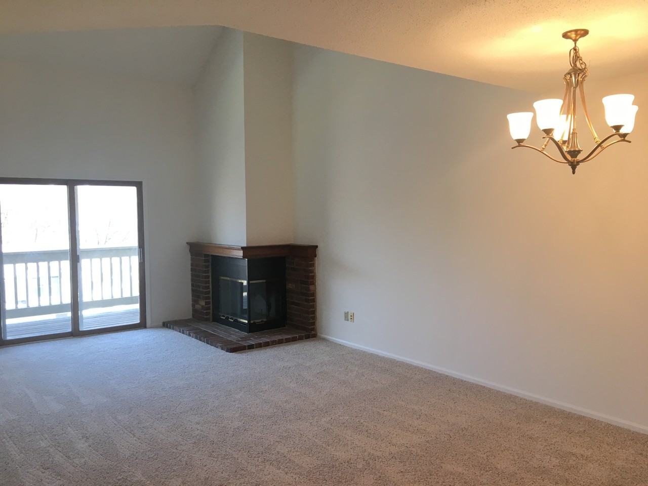 2308 Yellowstone Park Ct #F - Photo 3 of 13