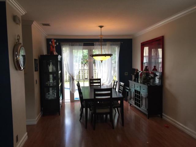 4363 NW 44th Terrace - Photo 3 of 8