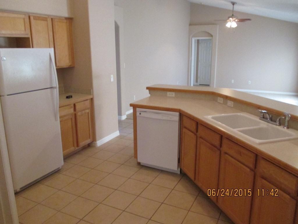 16212 Magnolia Hill St - Photo 2 of 11