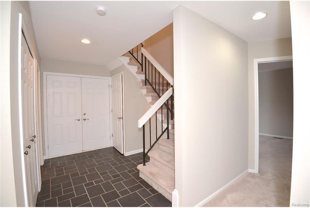 1849-1763 Golf Ridge Dr - Photo 2 of 35