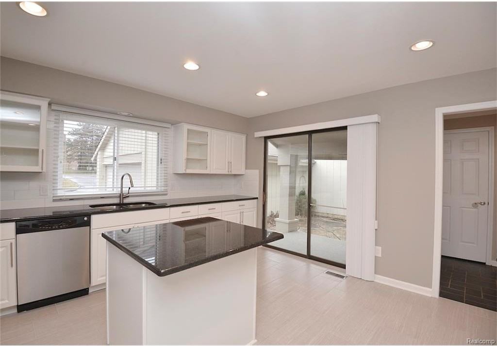 1849-1763 Golf Ridge Dr - Photo 3 of 35