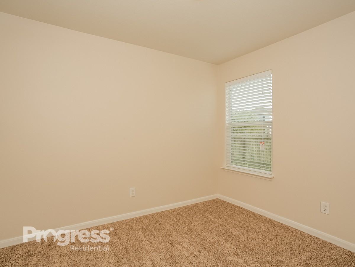 7123 Northchase Lane - Photo 2 of 11