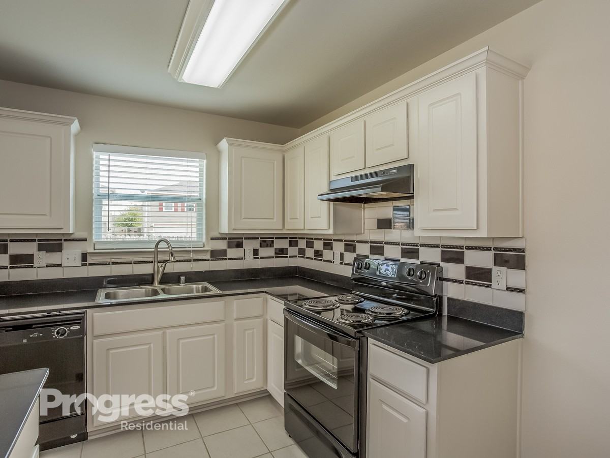 7123 Northchase Lane - Photo 6 of 11