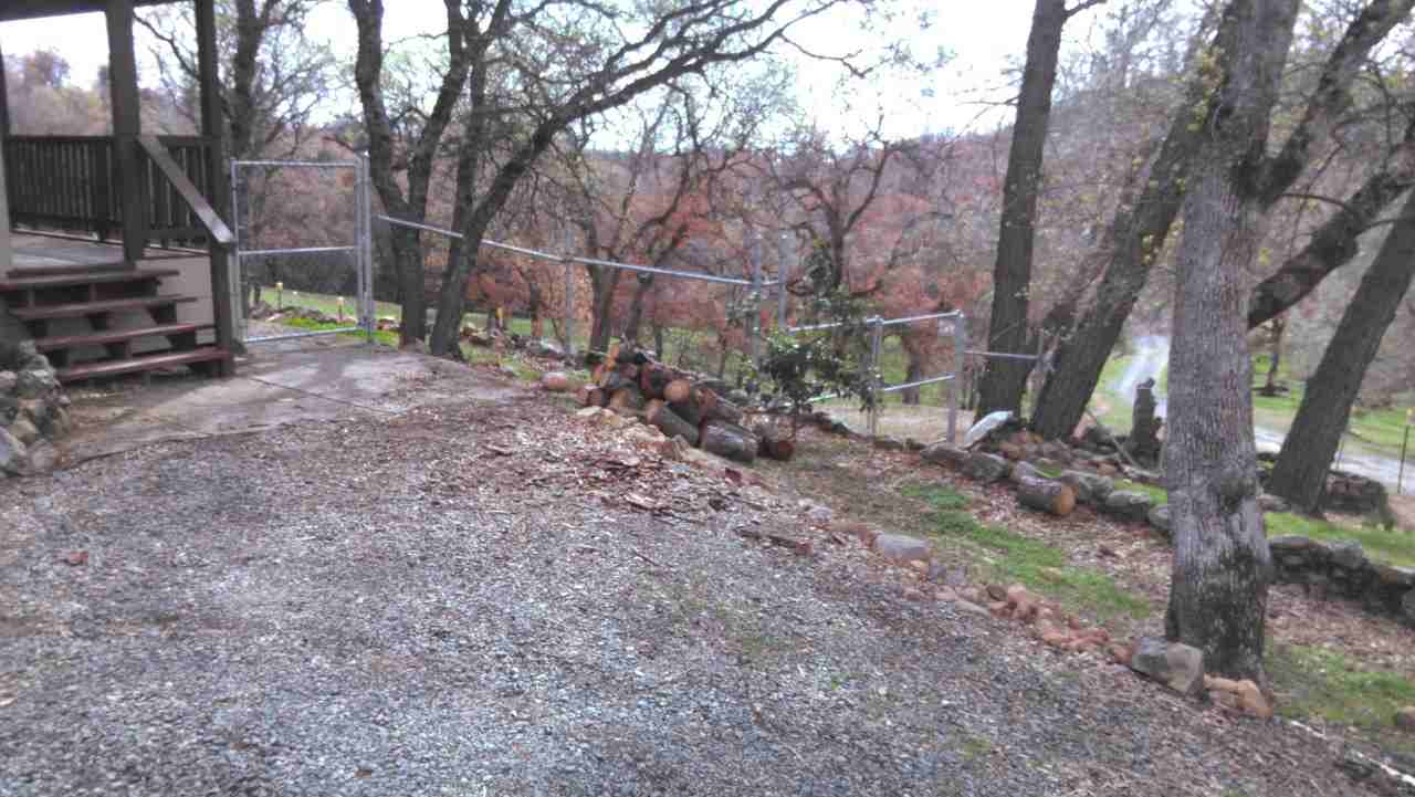 356 Chinese Wall Rd - Photo 3 of 8