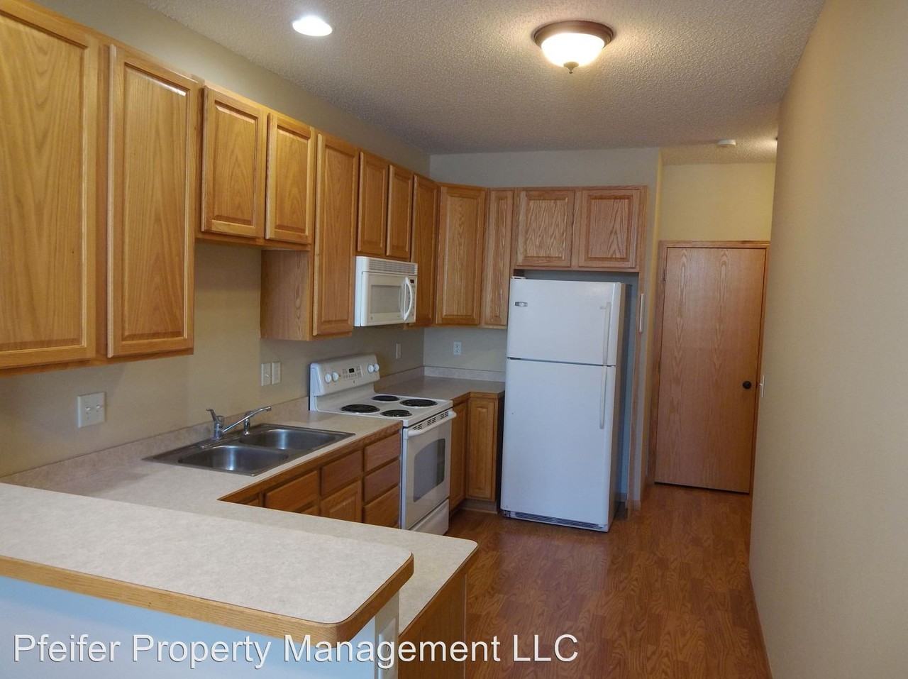 11417 16th St NE - Photo 2 of 7