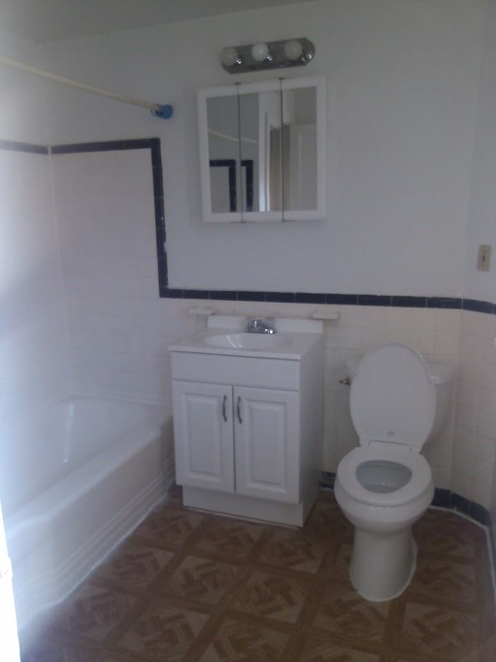 35 N Cannon Dr - Photo 2 of 7