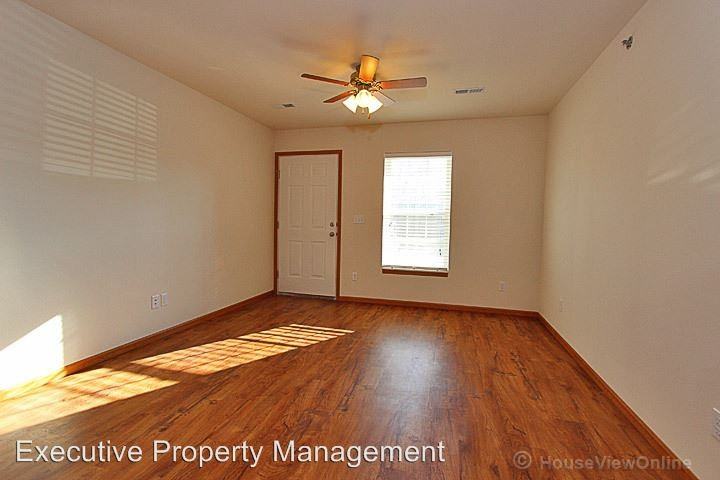 514 Olive Dr - Photo 3 of 7