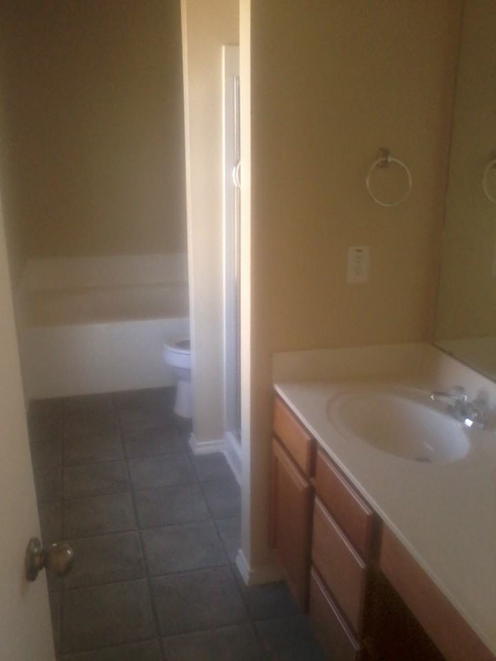 241 Dakota Ridge Dr - Photo 2 of 12