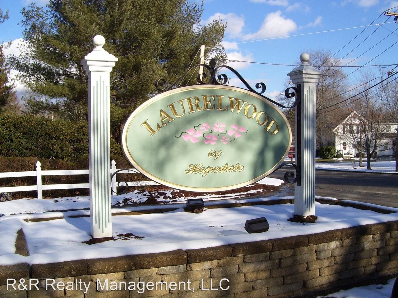 123 Laurelwood Dr - Photo 2 of 13