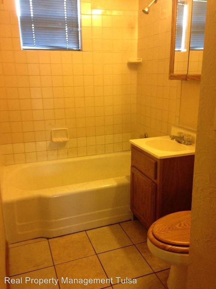 38 E 50th Pl N - Photo 2 of 5