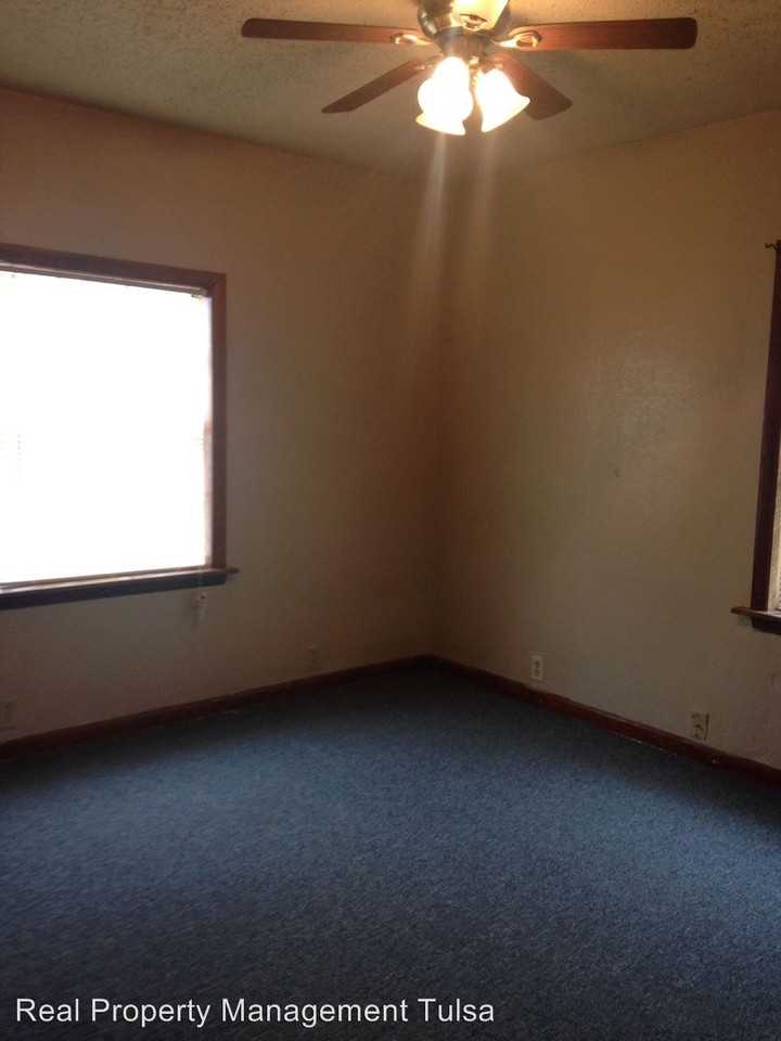 38 E 50th Pl N - Photo 3 of 5