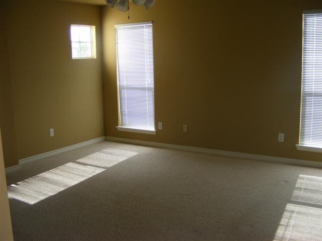 4053 Southern Trace Dr - Photo 2 of 6