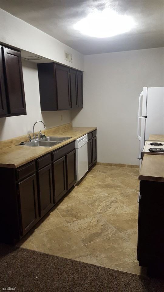 304 Scout Dr - Photo 3 of 6