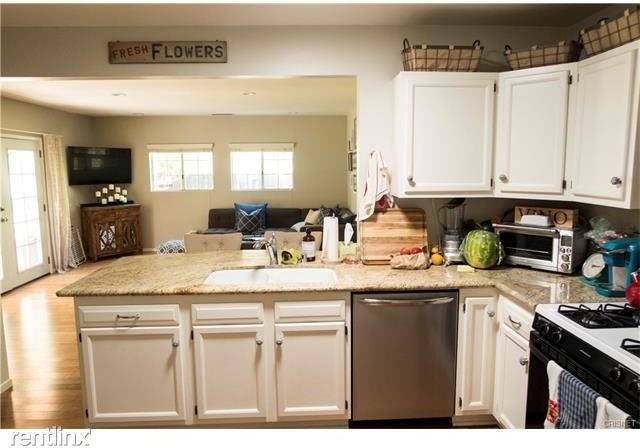 16907 Marlin Pl - Photo 3 of 26