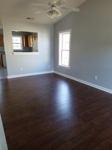 900 Springwood Drive - Photo 3 of 10