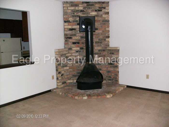 3631 Center Point Rd NE - Photo 2 of 5