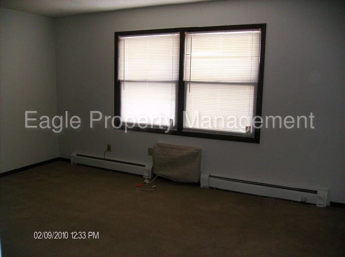 3631 Center Point Rd NE - Photo 3 of 5