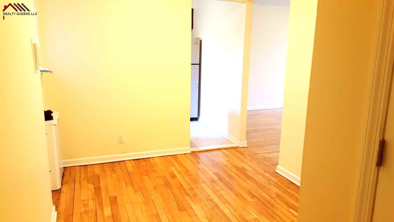 153-19 75th Avenue - Photo 3 of 15