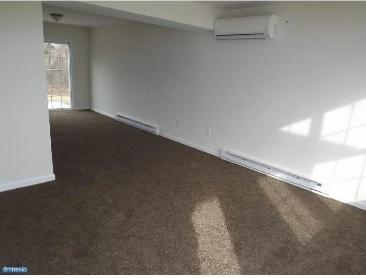 119-1 East Ave - Photo 3 of 9