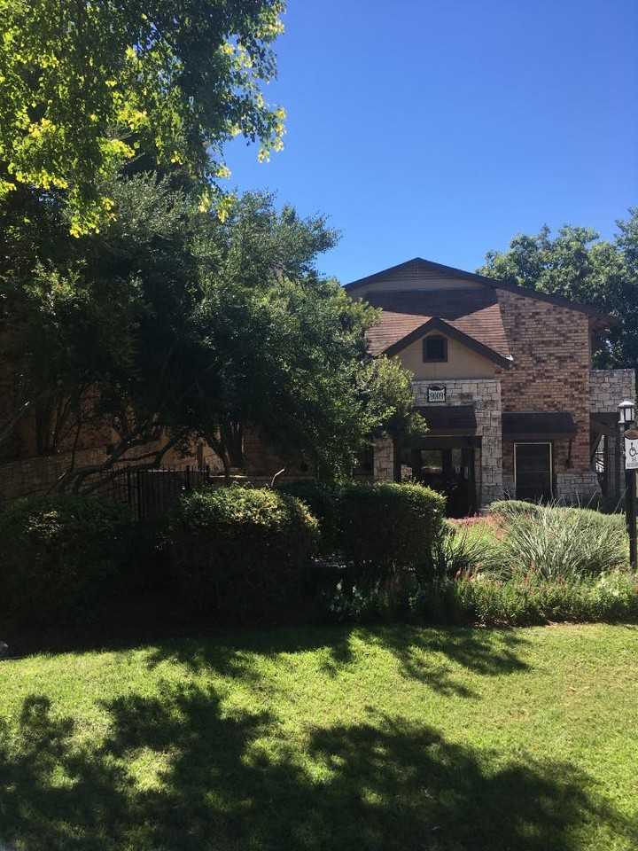 Tramor at the Hills - Photo 2 of 19