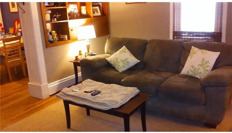 334 S Chestnut St - Photo 2 of 12