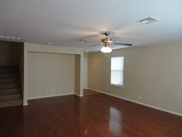 270 New Country Rd - Photo 2 of 10