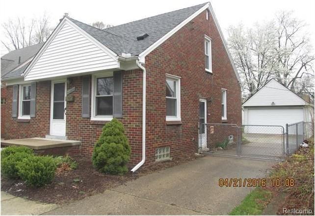 1700-1998 N Denwood St - Photo 2 of 20