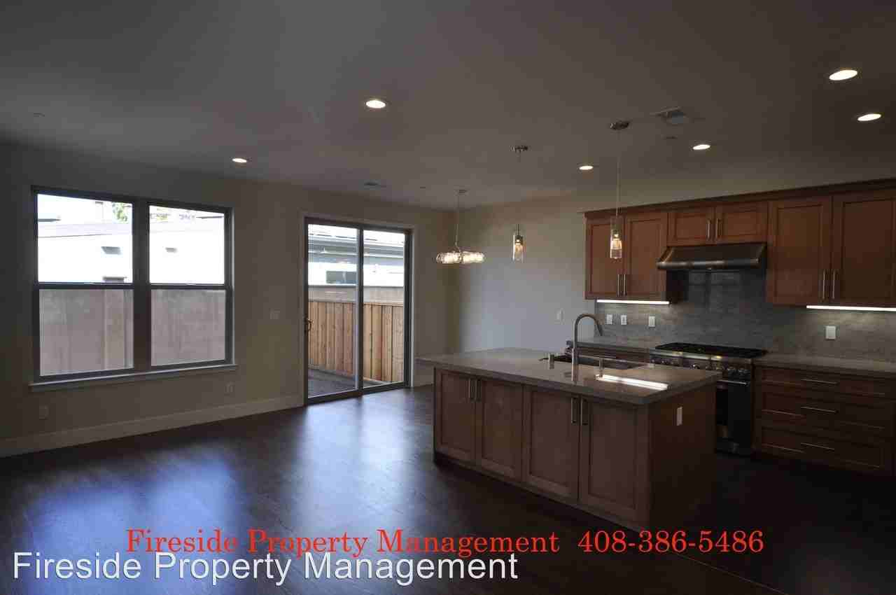 12250 Marigny Pl - Photo 3 of 11