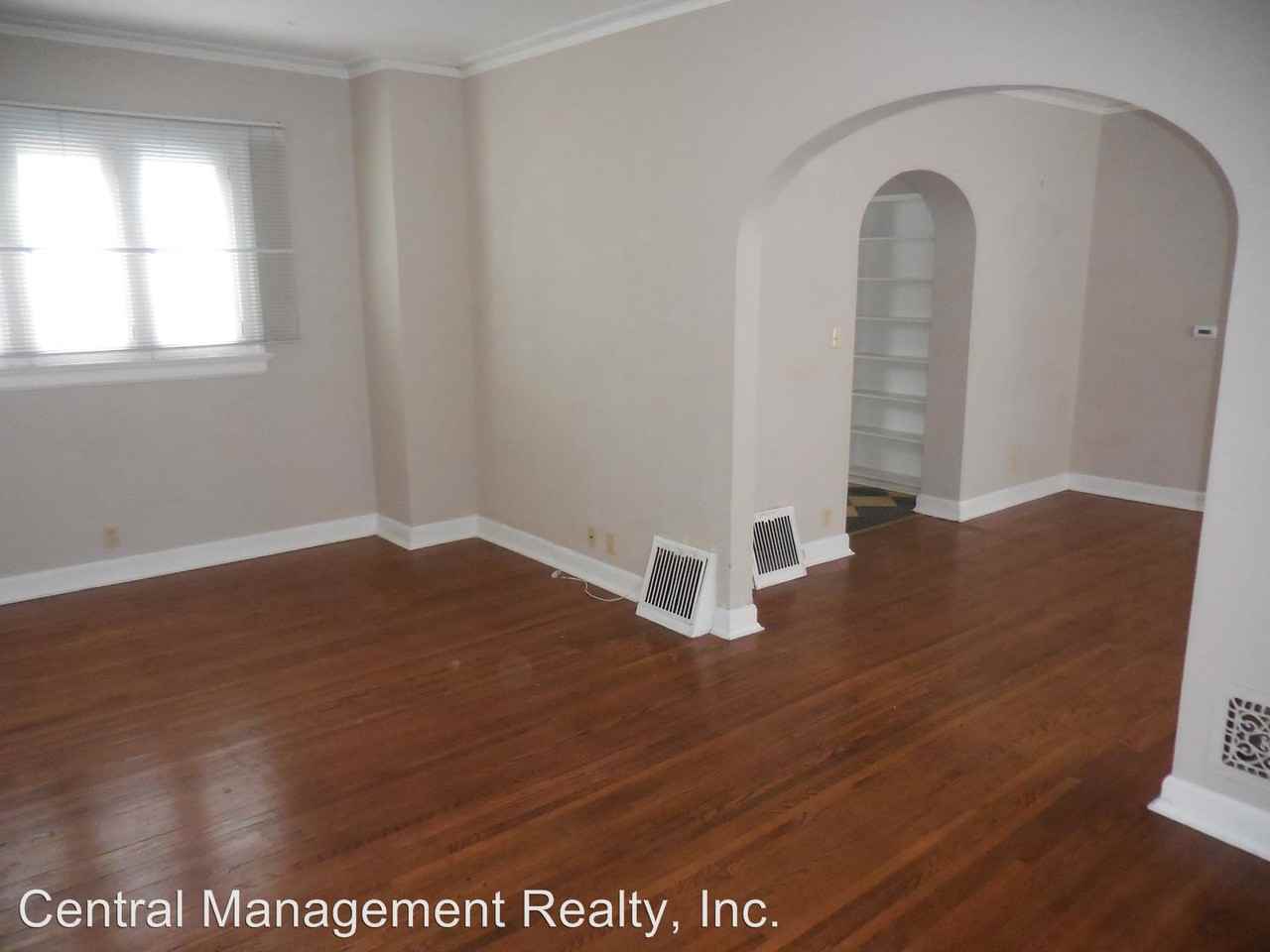 1118 Woodward Ave - Photo 3 of 16