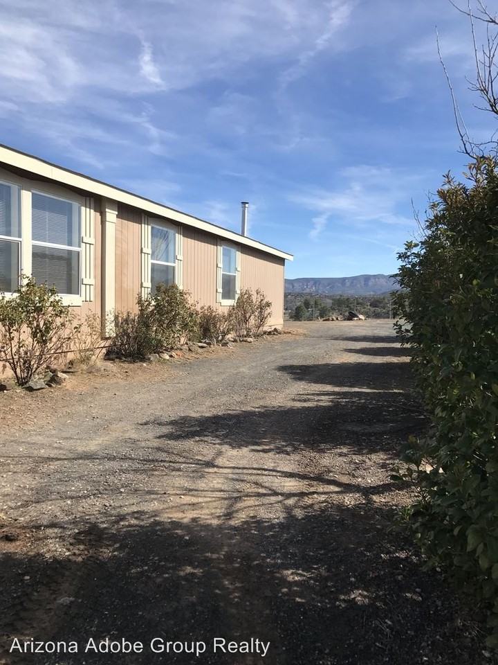 4615 Lazy Lariat Ln - Photo 3 of 21