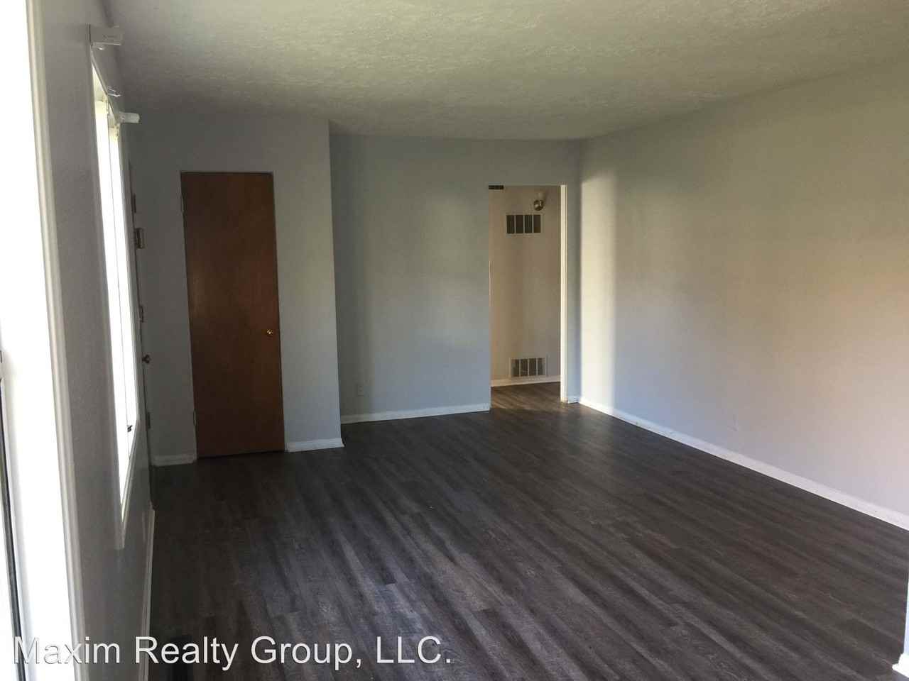 740 S 69th St - Photo 2 of 12