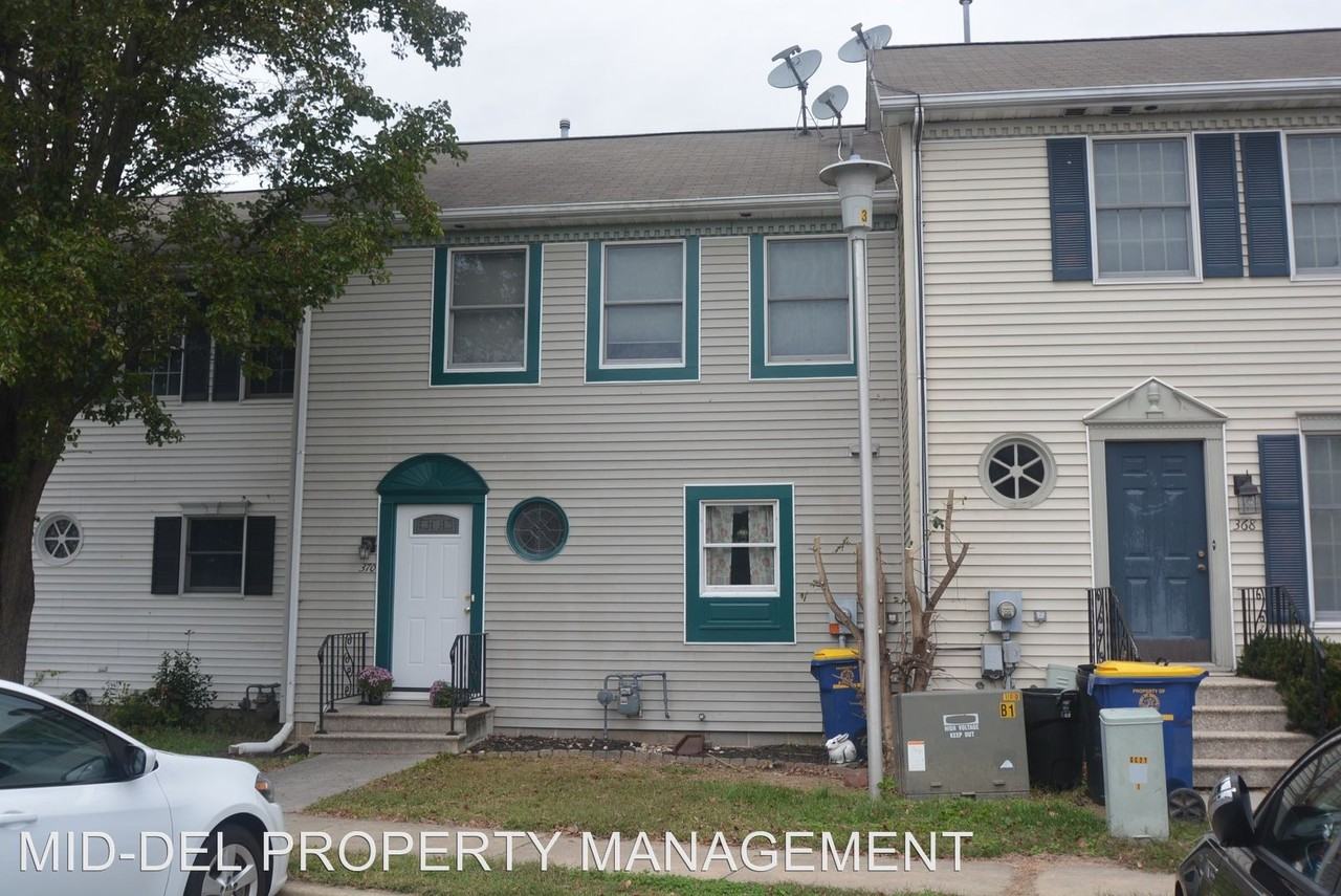 370 N High St Ext - Photo 2 of 14
