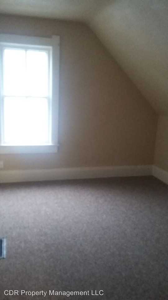 1926 63rd St - Photo 3 of 11