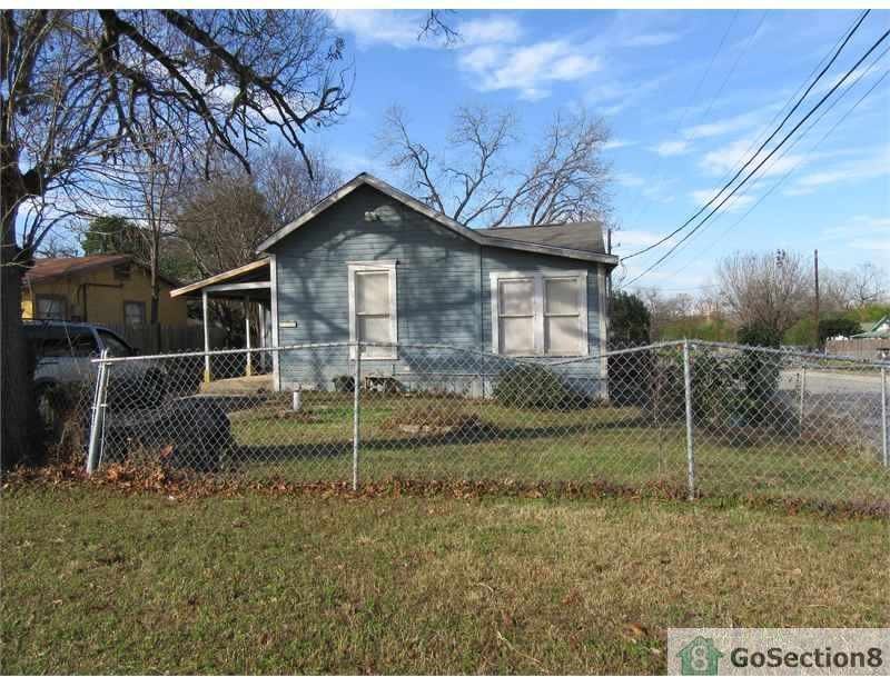 327 E Hart Ave - Photo 2 of 4