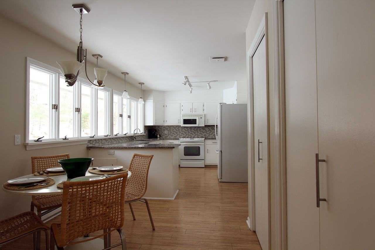 433 Rhinecliff Rd - Photo 3 of 22
