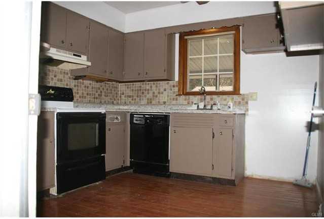 5295 Heidelberg Heights Rd - Photo 2 of 14