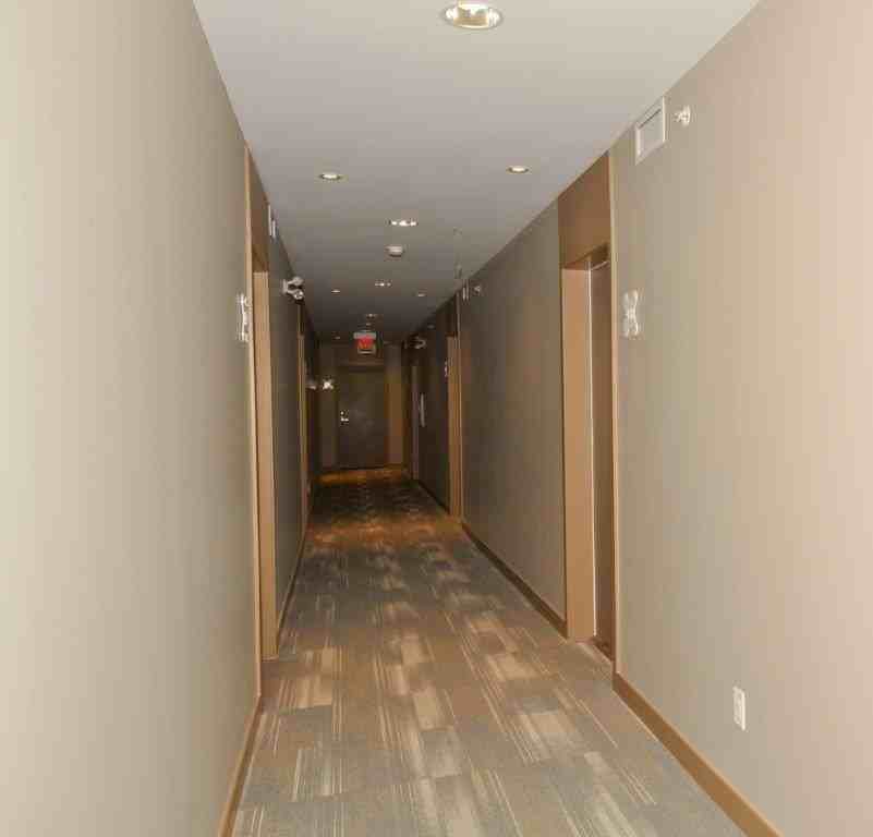 339-305 20 Ave SW - Photo 2 of 32