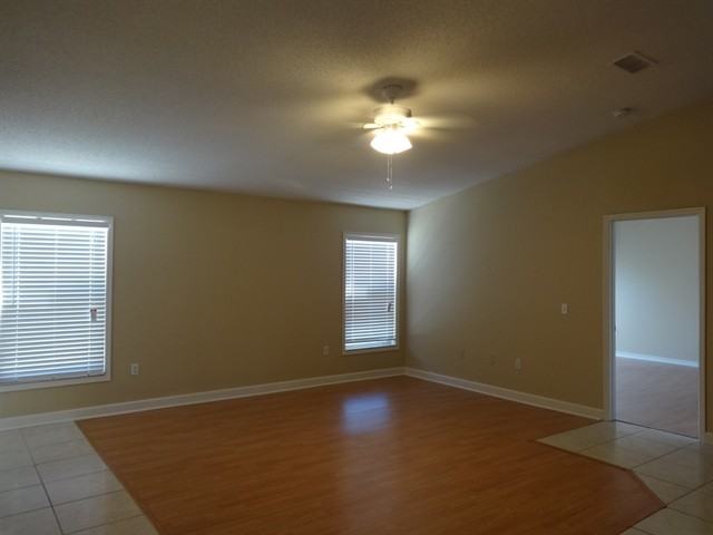 15430 Greater Groves Blvd - Photo 3 of 16