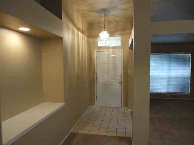 116 Benchmark St - Photo 2 of 13