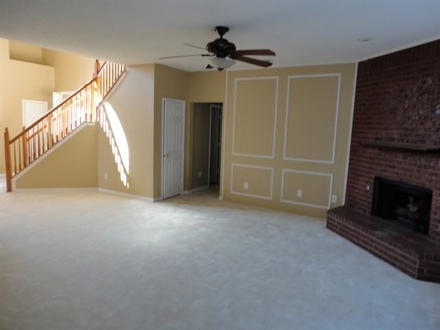 461 Lakefield Dr - Photo 3 of 22