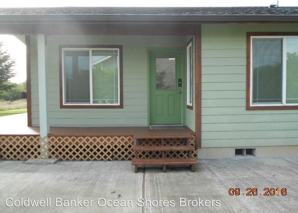 269 Seashore St SW - Photo 3 of 13