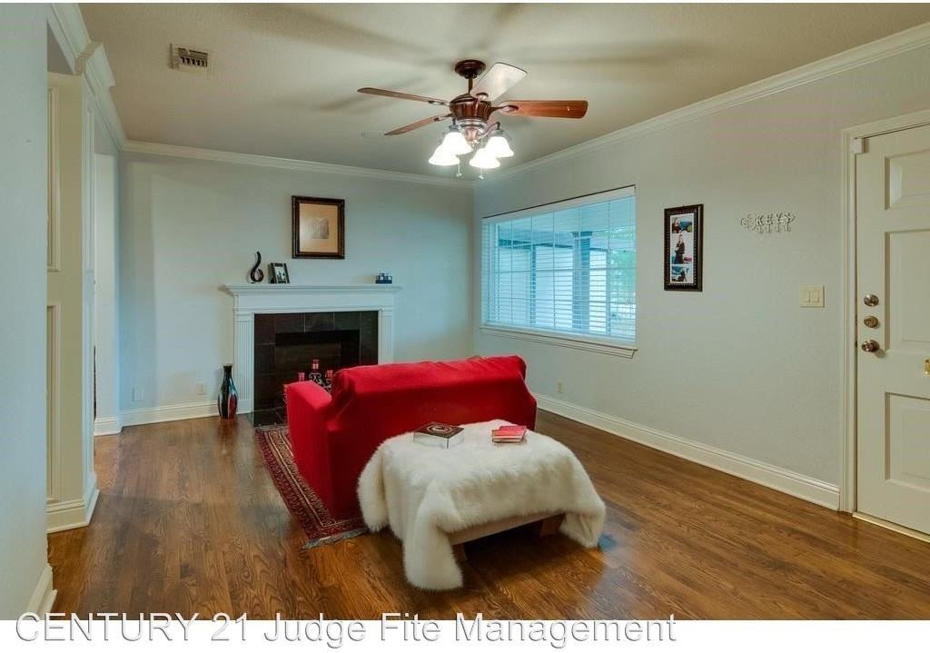 633 Westwood Ave - Photo 2 of 10