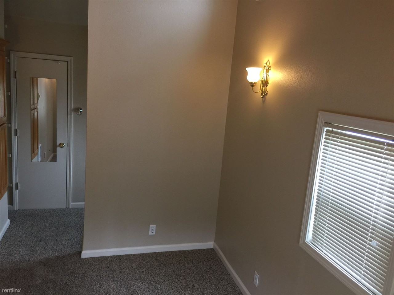 1472 E 19th Ave - Photo 2 of 24