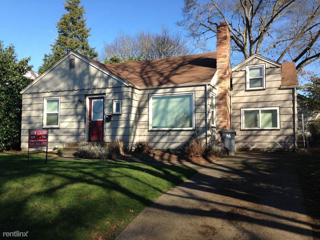 2273 Hilyard St - Photo 2 of 42