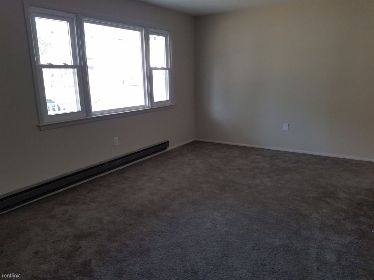 317 Twin Lakes Blvd - Photo 3 of 13