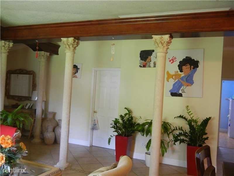 2350 SW 102nd Ave - Photo 2 of 16