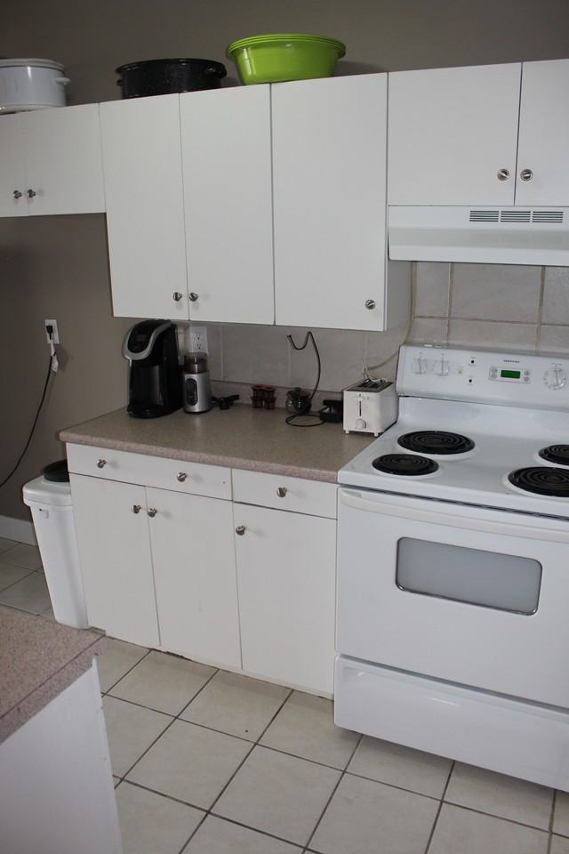 11448 Elbow Drive Southwest - Photo 3 of 10